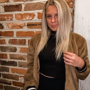 Meet your Posher, Nora